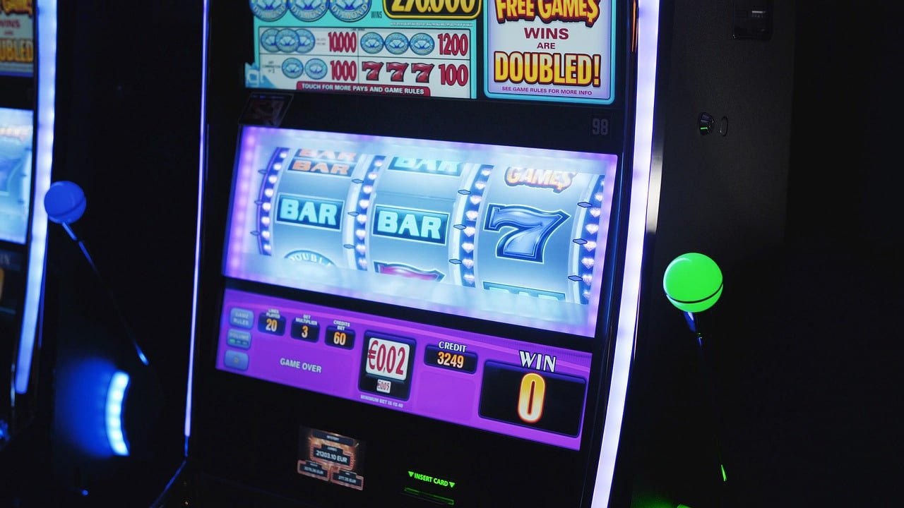 777y co VIP ကစားသမားများ Cashback Bonus ရယူနေစဉ် မြန်မာ Online Gaming VIP Experience