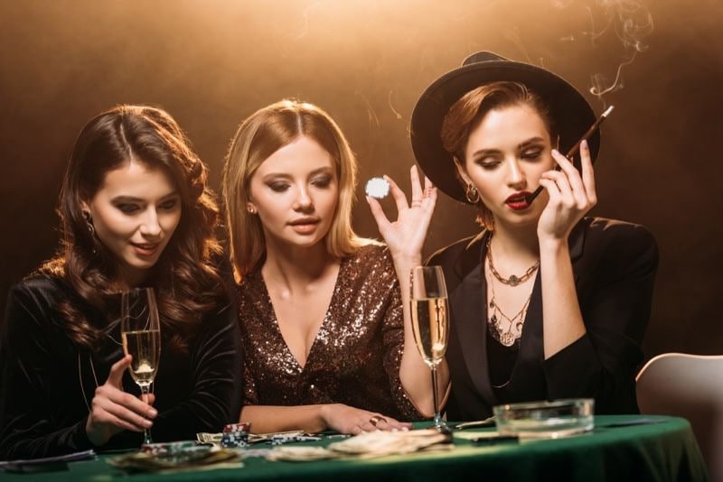 777y co လောင်းကစား ကစားနည်း လမ်းညွှန် Baccarat Slots ကစားစဉ် မြန်မာ ကစားသမား